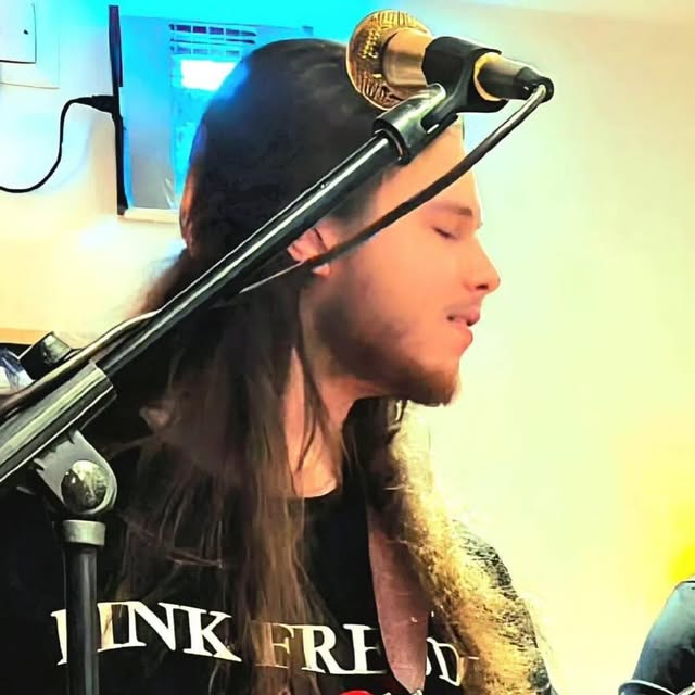Elliot Baker-Schellhorn on bass